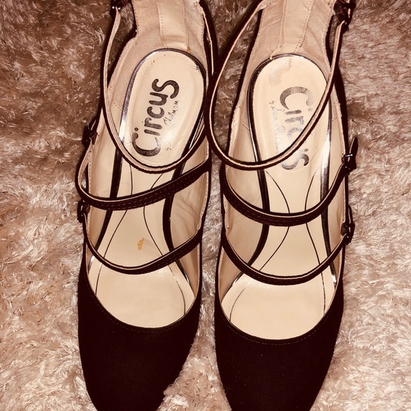 Circus Heels - Picture 7 of 7